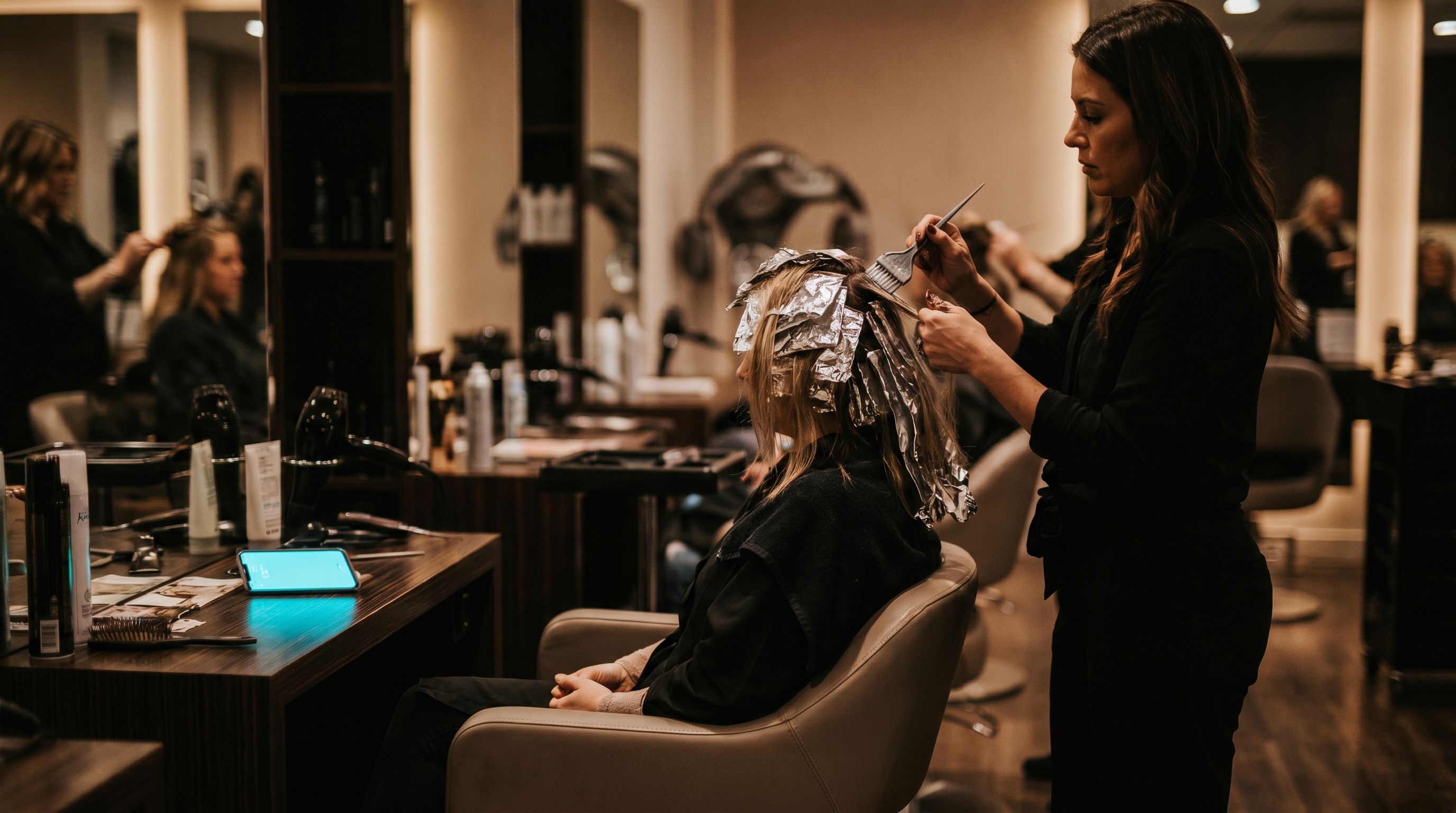 AI Reception for Salons and Barbershops: Keep the Chair Full